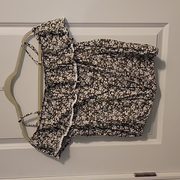 BCX cold shoulder blouse - Picture 1 of 6
